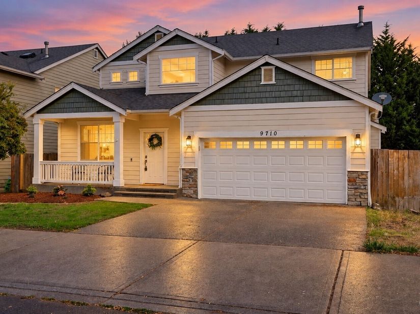 9710 S 234th Place, Kent WA 98031