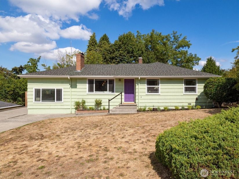 5828 S 144th St, Tukwila WA 98168