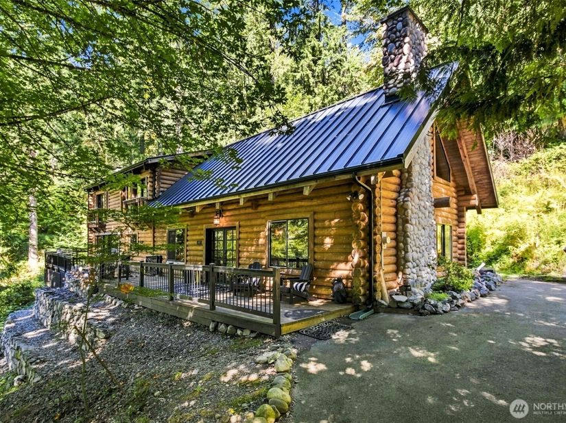 27507 SE 154 Place, Issaquah WA 98027