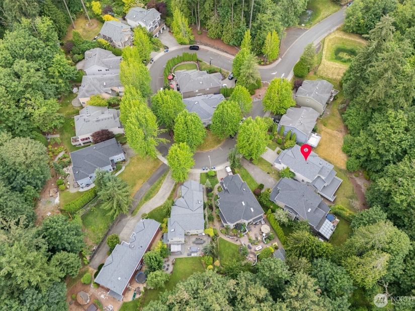 9118 NE 160th Pl, Bothell WA 98028