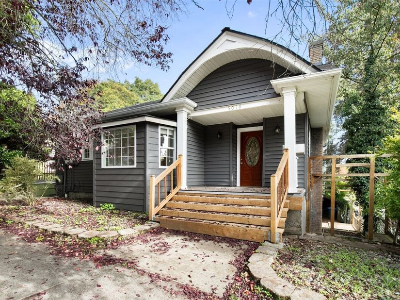 5016 5018 9th Avenue NE, Seattle WA 98105