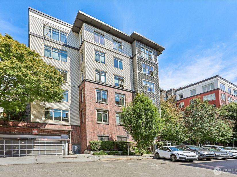 1610 Belmont Avenue 515, Seattle WA 98122