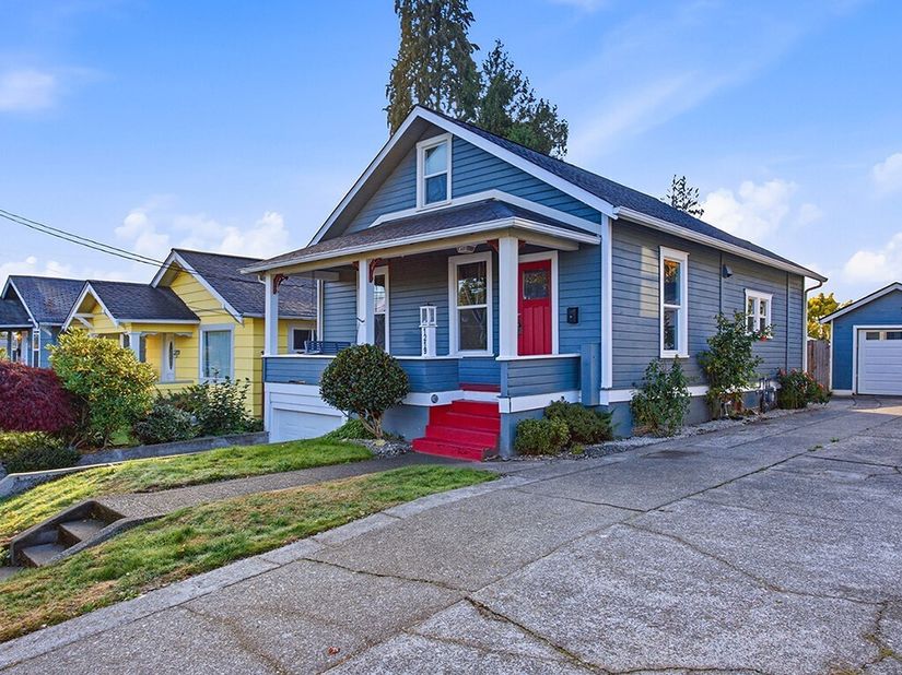 1219 9th Street, Bremerton WA 98337
