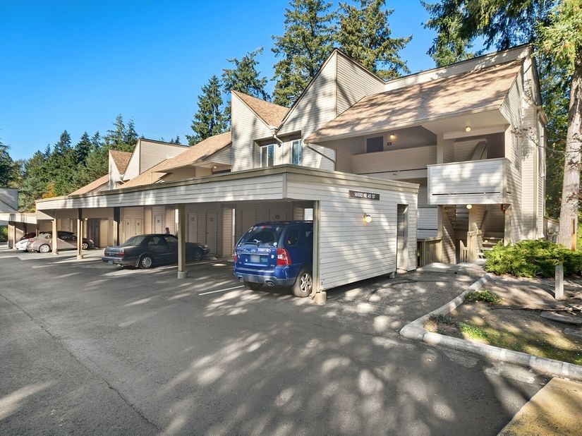 14600 NE 45th Street D9, Bellevue WA 98007