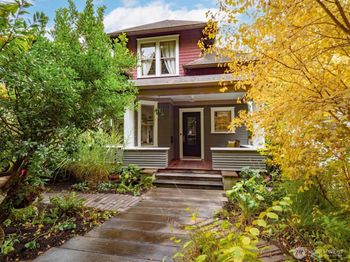2423 8th Avenue W