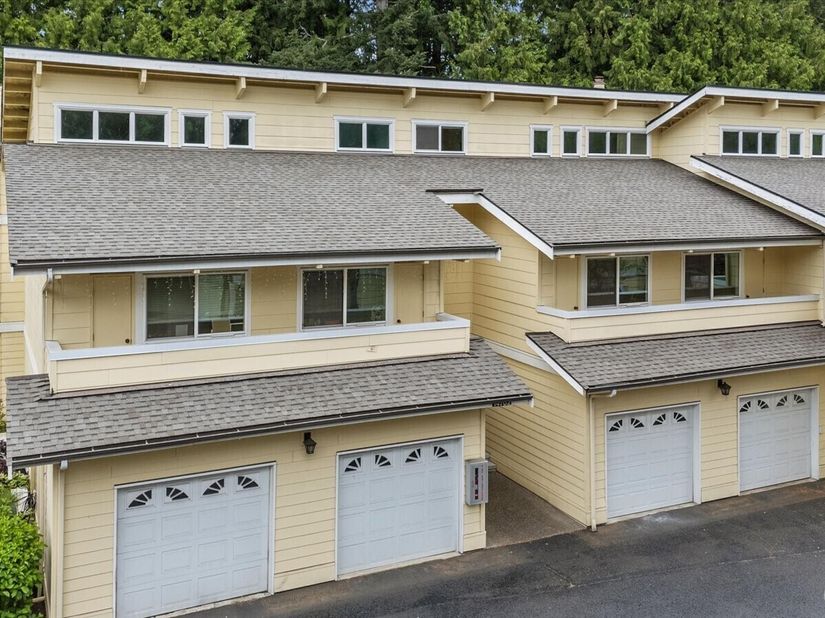14702 NE 51st Street A2, Bellevue WA 98007