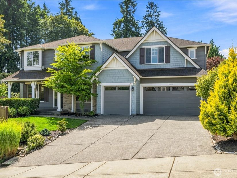 10833 NE 190th Place, Bothell WA 98011