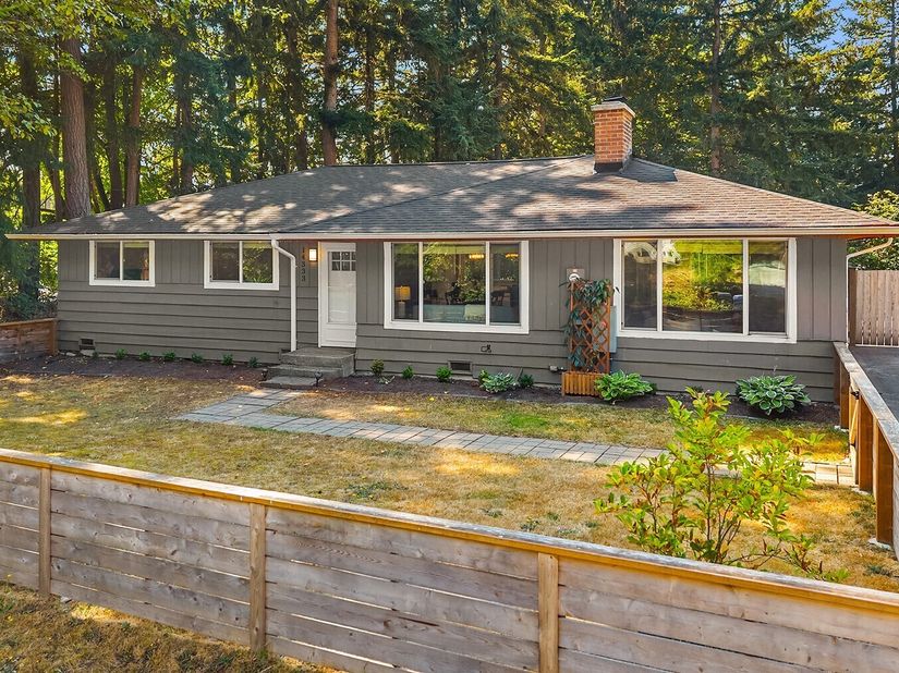 14333 165th Place SE, Renton WA 98059