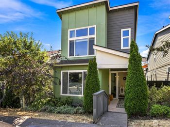 831 SW 96th Place