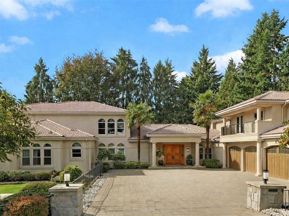 1055 91st Avenue NE, Bellevue WA 98004