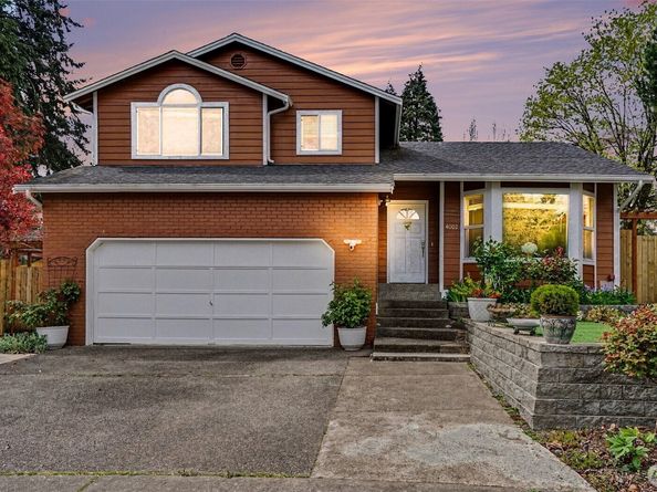 4002 NE 7th Court, Renton WA 98056