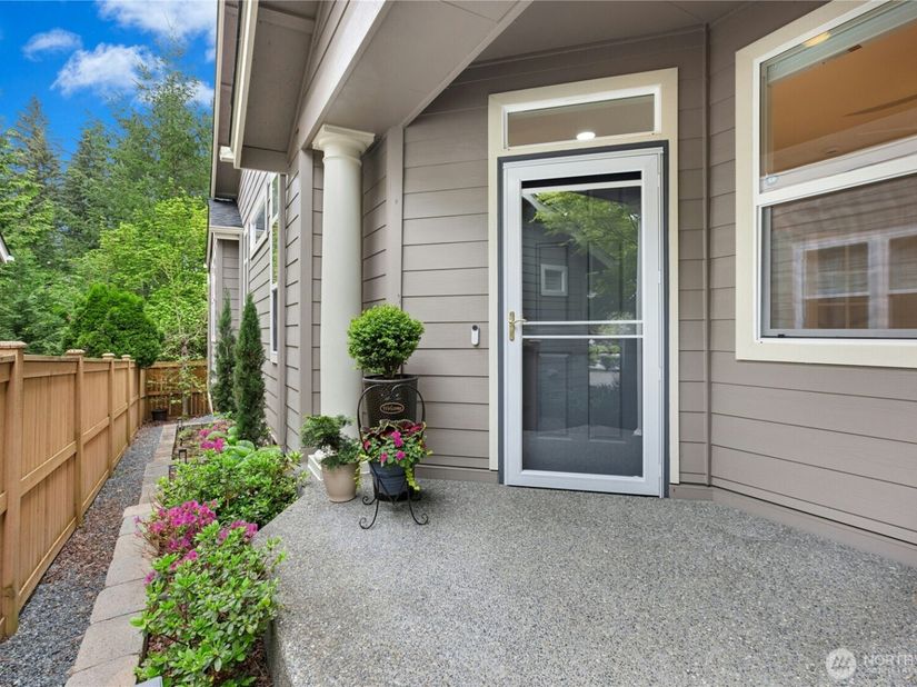 22920 NE 132nd Place, Redmond WA 98053