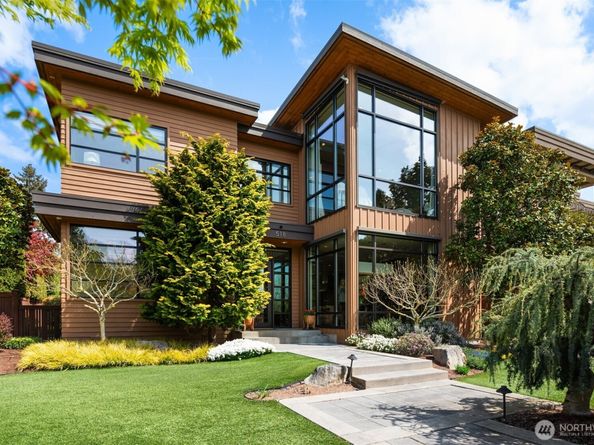 518 14th Avenue W, Kirkland WA 98033