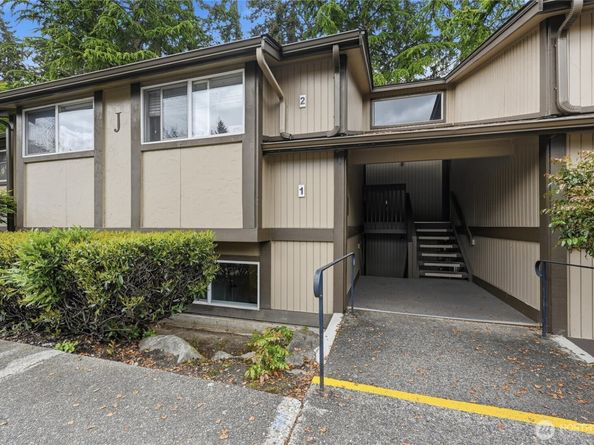 4727 176th Street SW J1, Lynnwood WA 98037