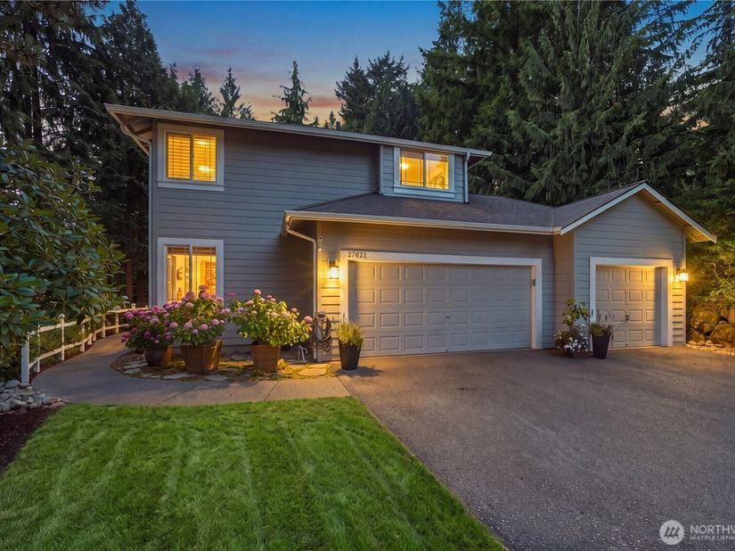 27621 NE Quail Creek Drive, Redmond WA 98053