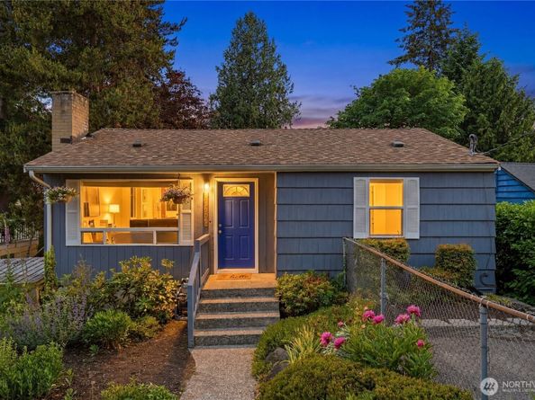 15839 15th Avenue NE, Shoreline WA 98155