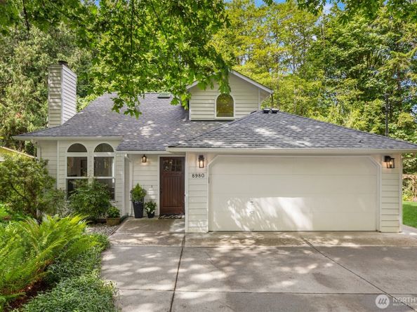 8980 Bay Street NE, Bainbridge Island WA 98110