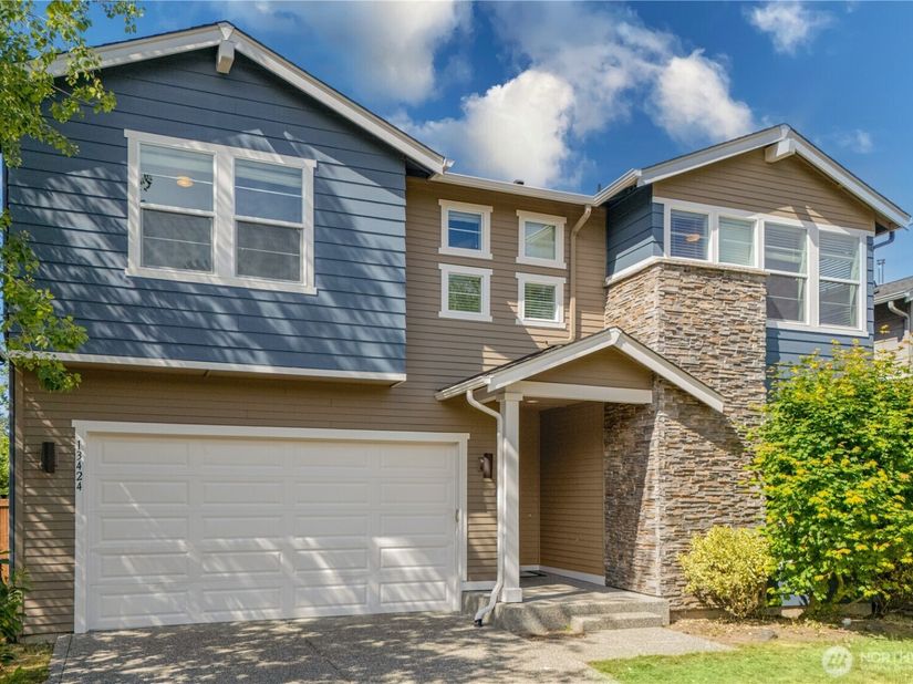 13424 Little Bear Creek Place, Woodinville WA 98072