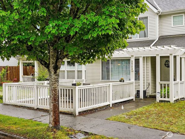 3723 NE 6th Street, Renton WA 98056