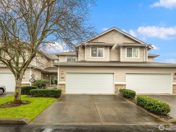10700 SE 260th Street E103, Kent WA 98030