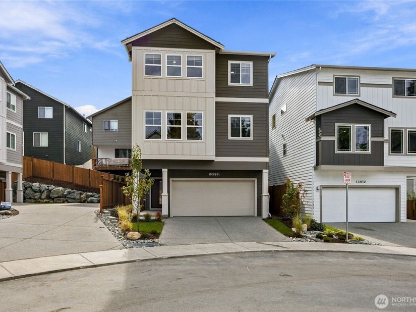 13913 11th Place W, Lynnwood WA 98087