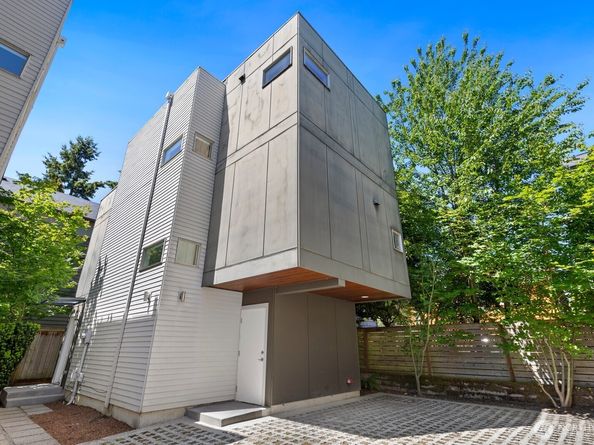 2640 NW 57th Street A, Seattle WA 98107
