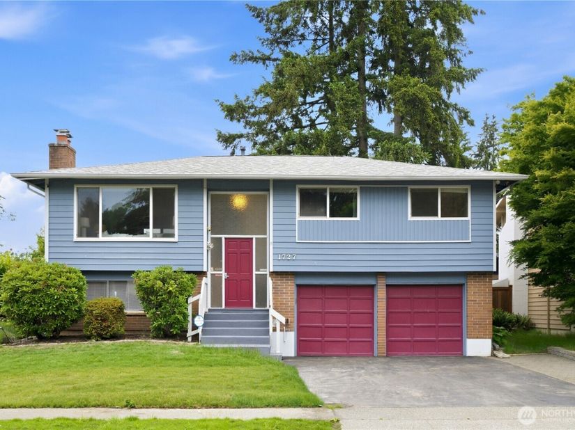 1727 Anacortes Avenue NE, Renton WA 98059