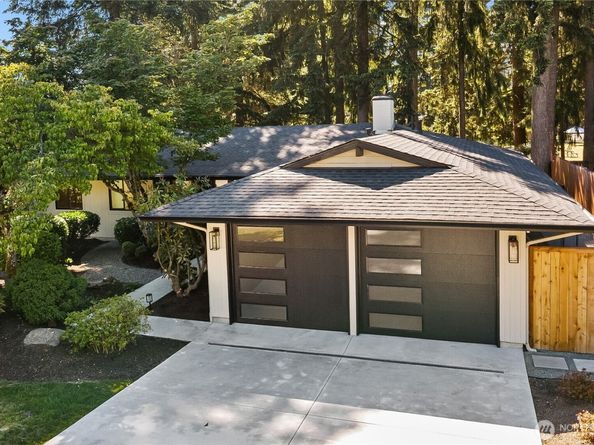 11903 NE 142nd Place, Kirkland WA 98034