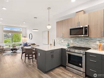 2422 NW 60th