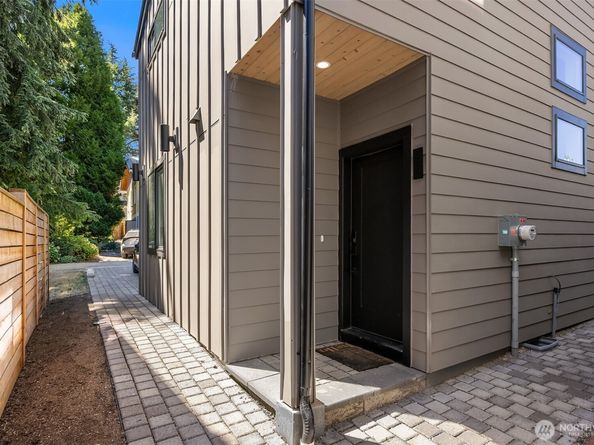 1257 NE 100th Street, Seattle WA 98125