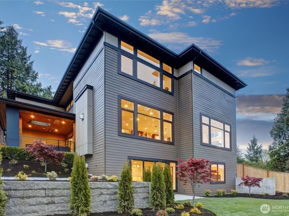 4163 38th Avenue S, Seattle WA 98118