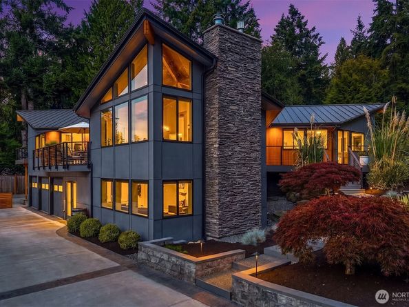 7017 165th Place SW, Edmonds WA 98026