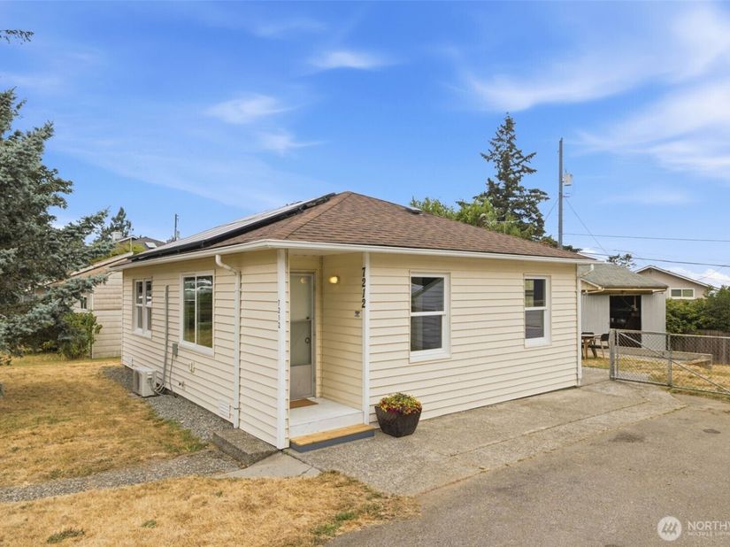 7212 S 128th Street, Seattle WA 98178