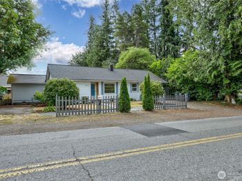 2227 Sidney Avenue