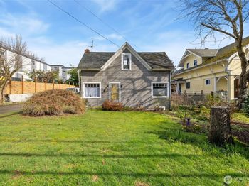 3644 Greenwood Avenue N