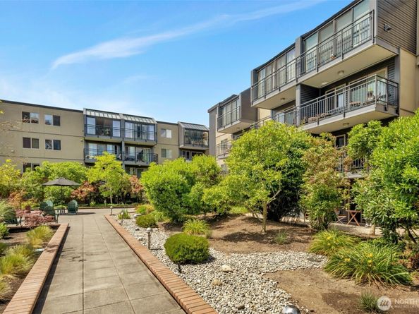 275 W Roy Street 319, Seattle WA 98119