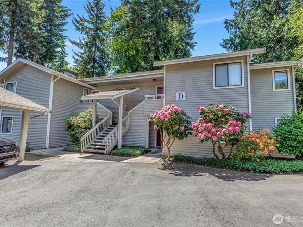 9009 Avondale Road NE D107, Redmond WA 98052