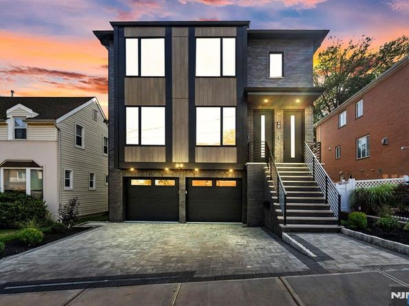 122 Edsall Avenue, Palisades Park NJ 07650