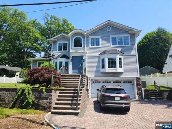 133 Reldyes Avenue, Leonia NJ 07605