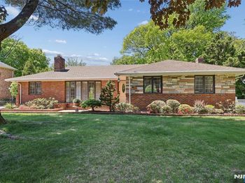 12 Beverly Road