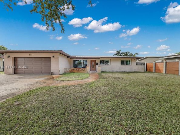8331 NW 18th St, Pembroke Pines FL 33024