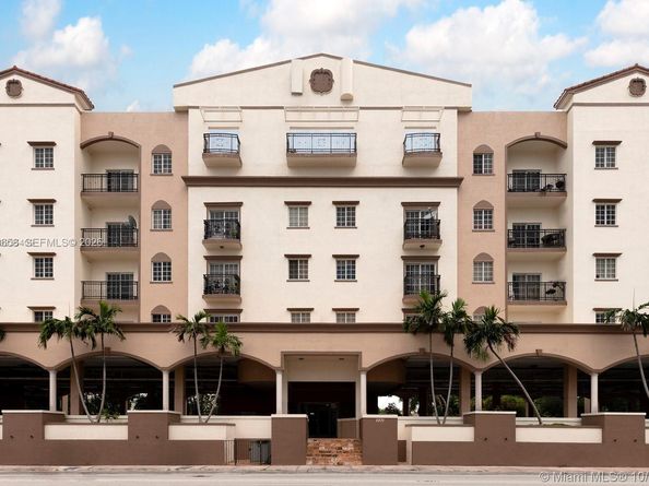5271 SW 8th St 212, Miami FL 33134
