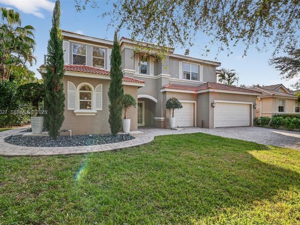 120 Villa Nueva Pl, Palm Beach Gardens FL 33418