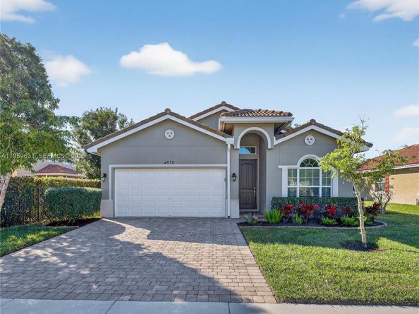 4830 Foxtail Palm Ct, Green Acres FL 33463