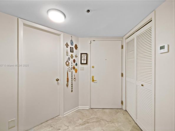 300 Three Islands Blvd 102, Hallandale Beach FL 33009