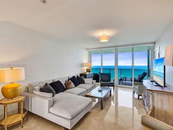 19111 Collins Ave