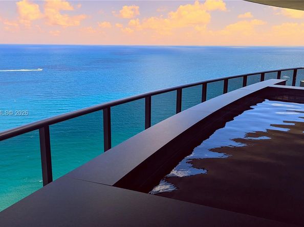 18555 Collins Ave. 3005, Sunny Isles Beach FL 33160