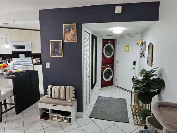 6855 W Broward Blvd 308, Plantation FL 33317