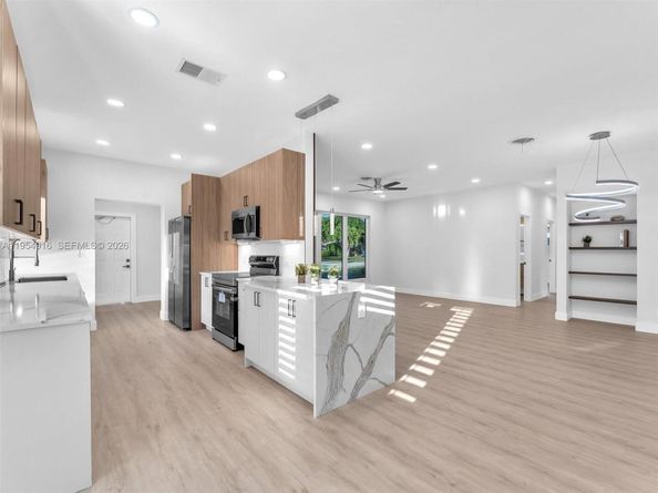 2144 NE 61st Ct, Fort Lauderdale FL 33308