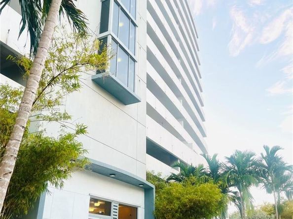 36 NW 6th Ave 806, Miami FL 33128